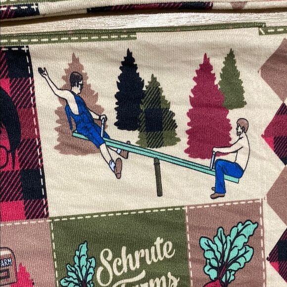 The Office Schrute Farms Pillowcases Set‎ of 2 Dwight Fear Beets Motel 25x19.5 - Picture 6 of 15